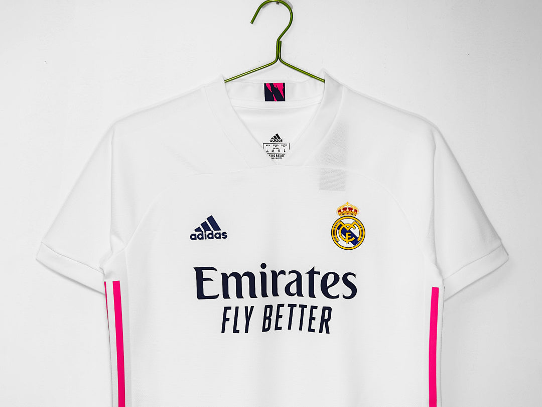 Real Madrid 2020/21 Local Versión Jugador Retro