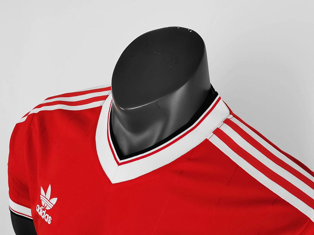 Manchester United 1984 Local