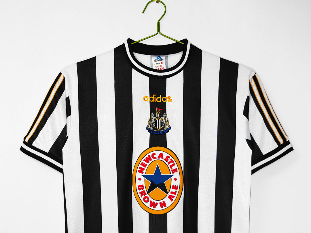 Newcastle United 1997/99 Local Retro
