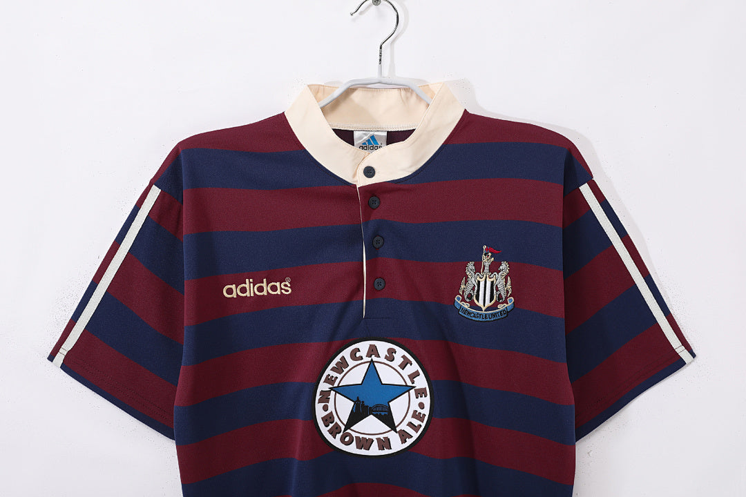 Newcastle United 1995/97 Visitante