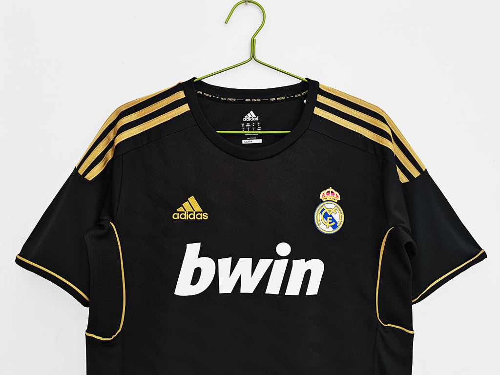 Real Madrid 2011/12 Visitante Retro
