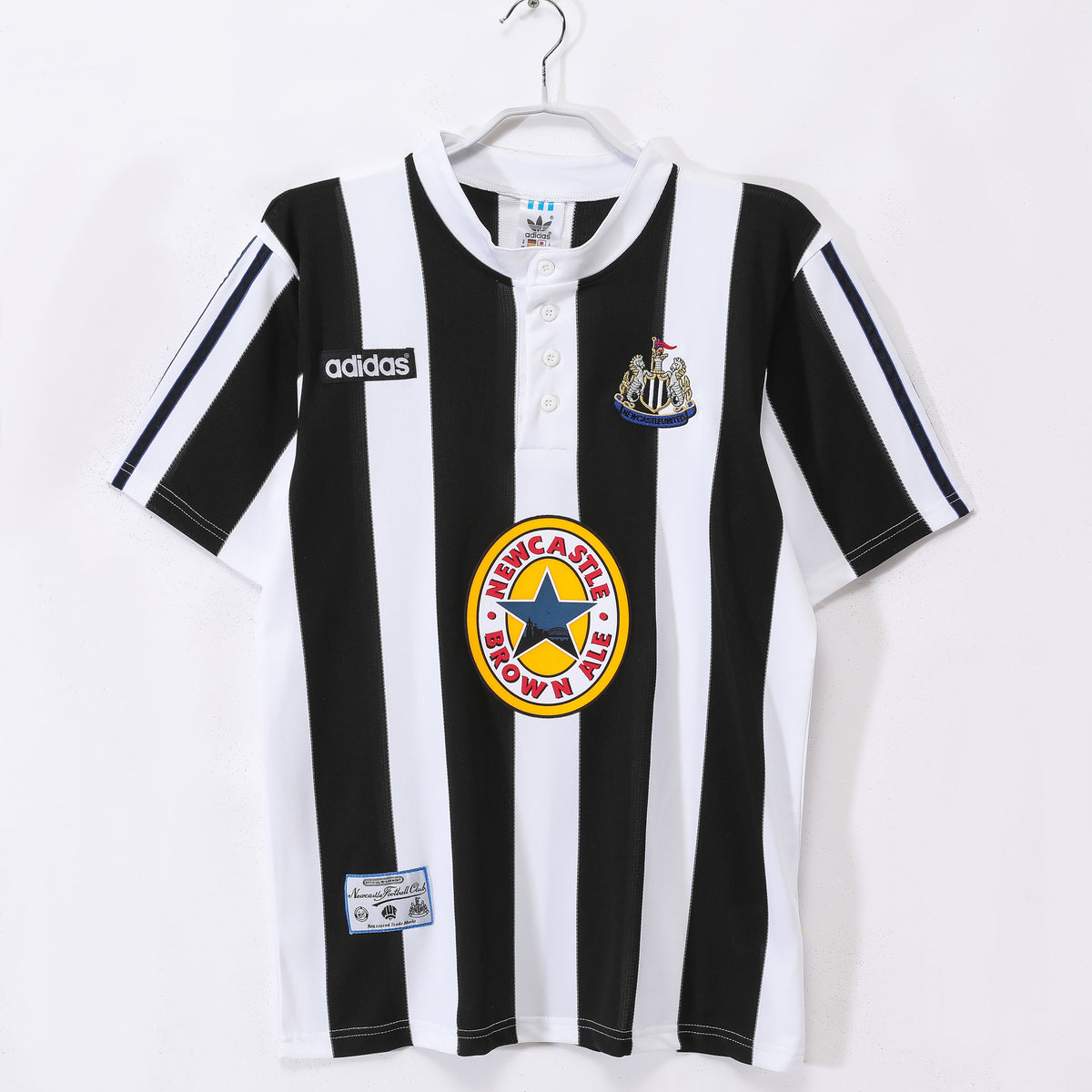 Newcastle United 1995/97 Local Retro