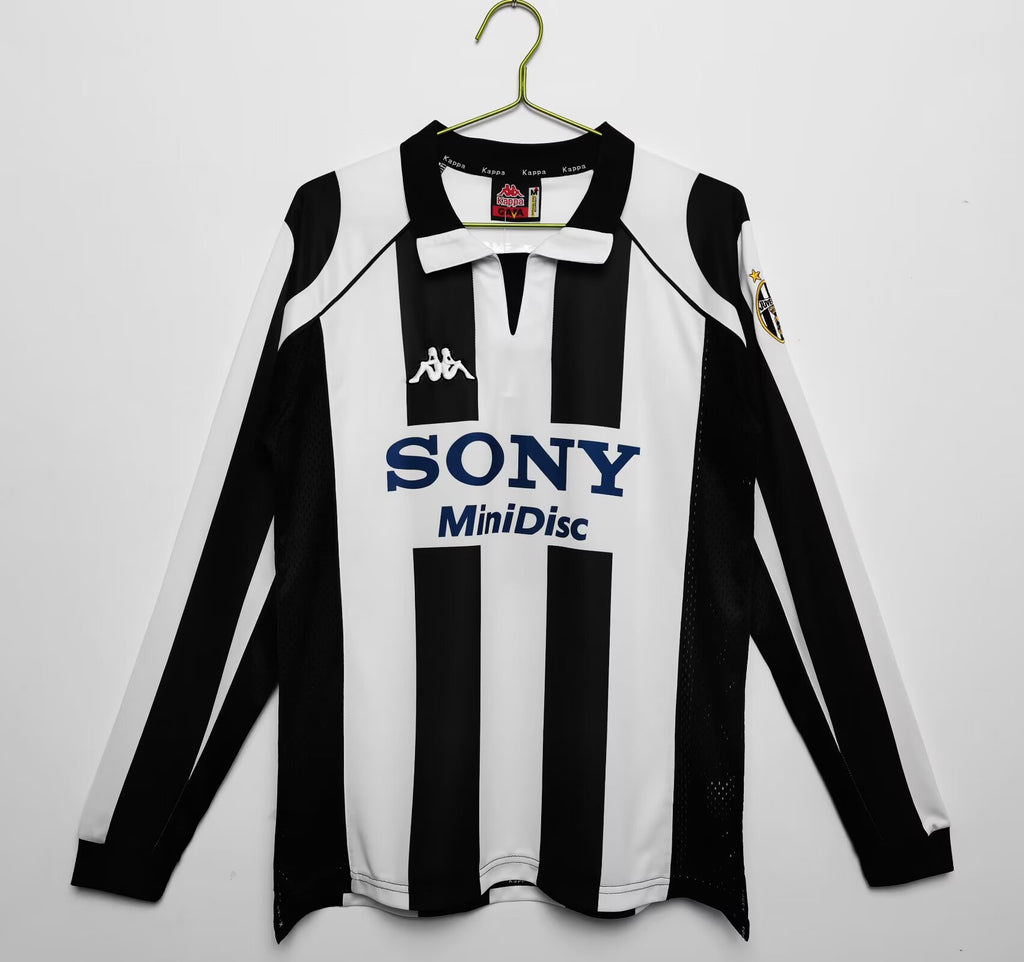 Juventus 1997/98 Local Manga Larga Retro