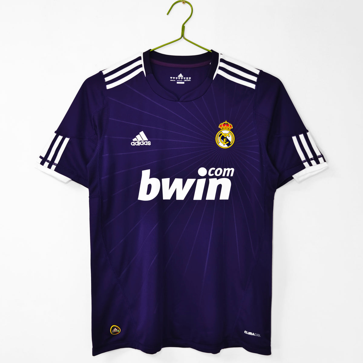 Real Madrid 2010/11 Segunda Visitante Morado