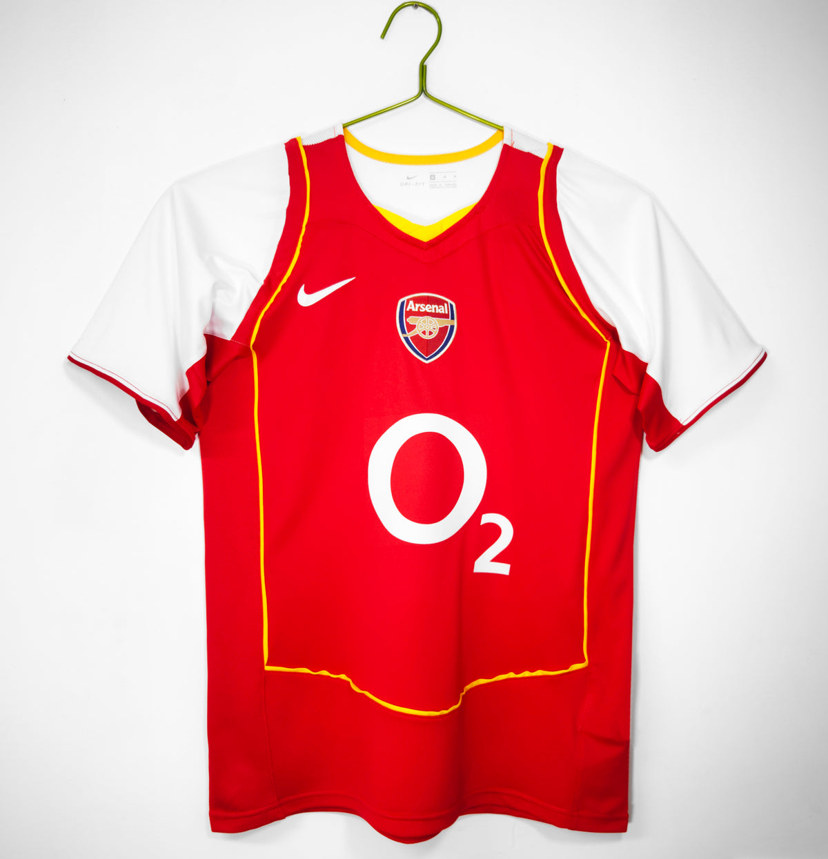 Arsenal 2004/05 Local