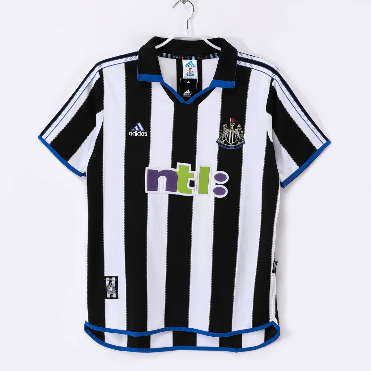 Newcastle United 2000/01 Local Retro